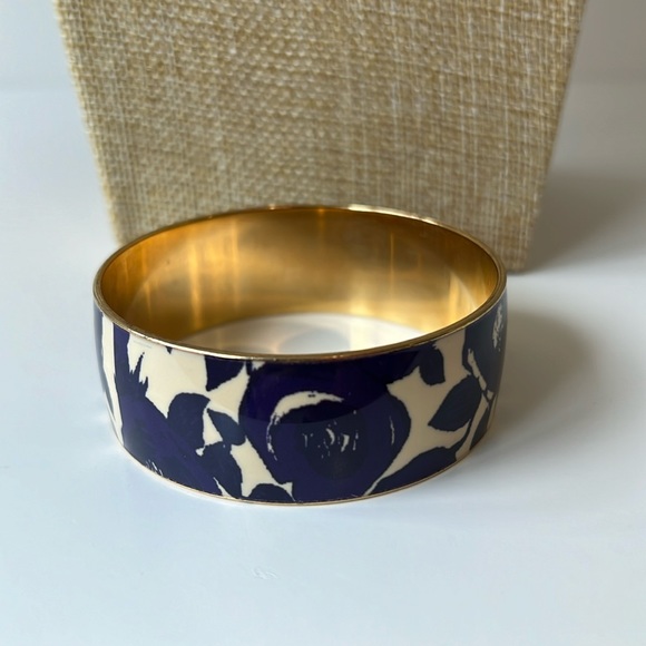 J. Crew Jewelry - NWOT J Crew Wide Bangle Blue White Gold Enamel Floral Design Bracelet Stack NWOT